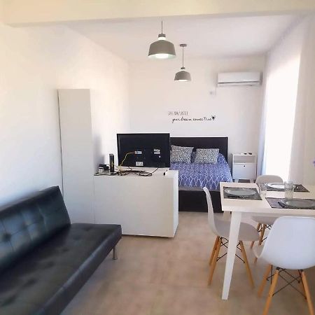 Independencia 1302 10A By Hb Apartment Буенос Айрес Екстериор снимка
