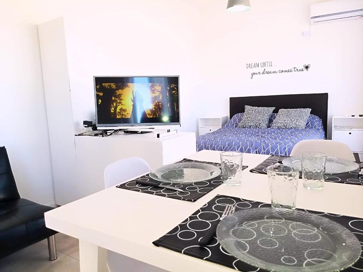 Independencia 1302 10A By Hb Apartment Буенос Айрес Екстериор снимка