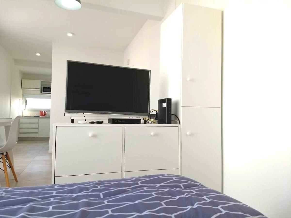 Independencia 1302 10A By Hb Apartment Буенос Айрес Екстериор снимка
