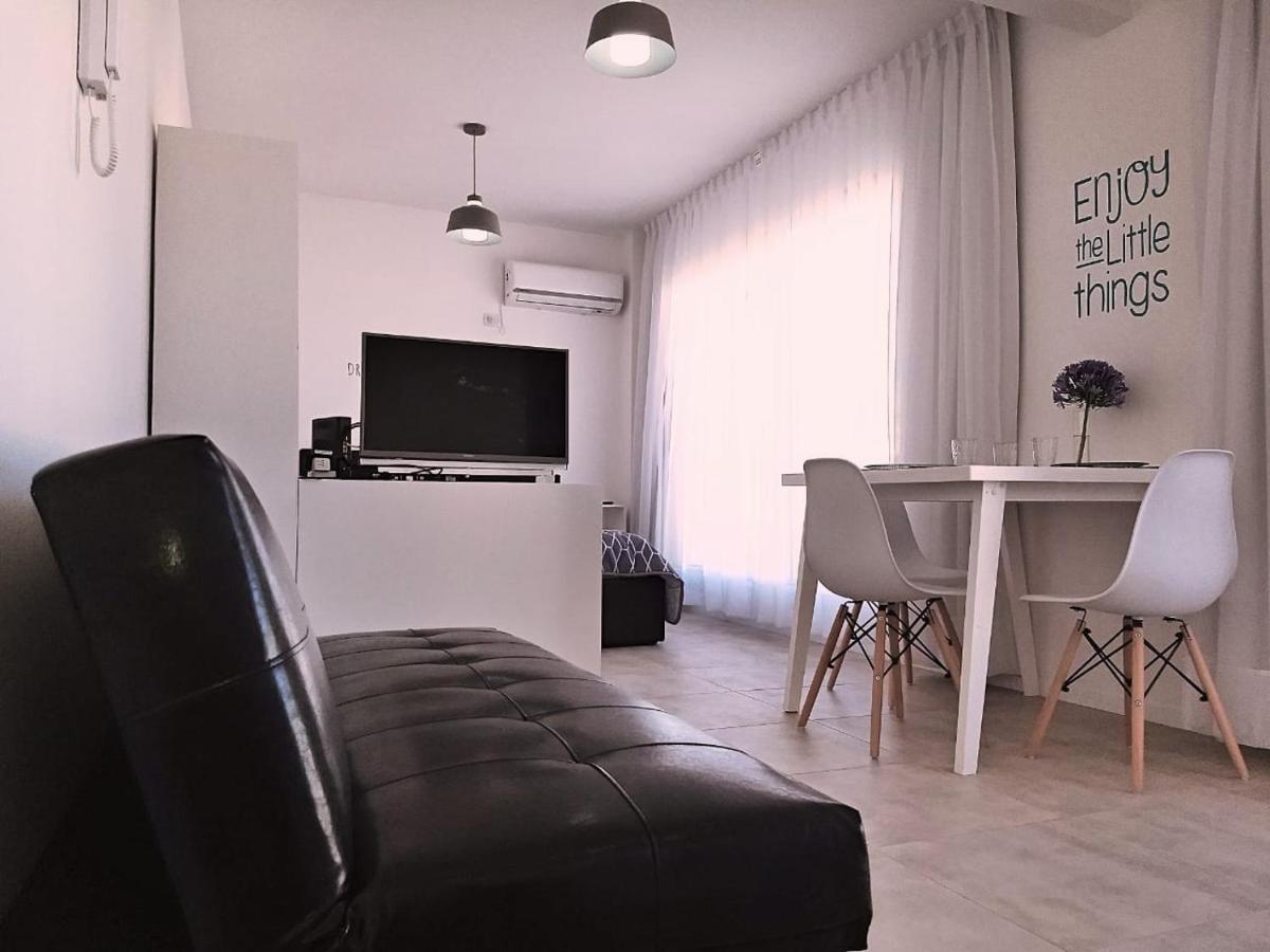 Independencia 1302 10A By Hb Apartment Буенос Айрес Екстериор снимка